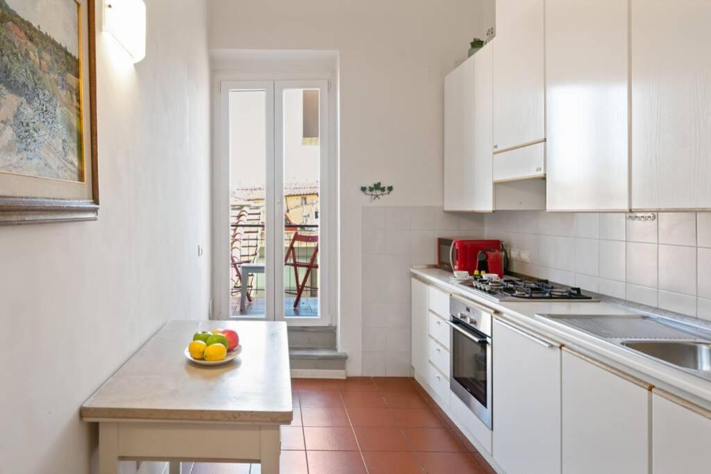 A Touch Of History, In Santa Reparata Florence Exterior photo